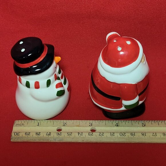 Santa Claus Snowman Salt and Pepper Shaker Christmas Kitchen Decor - Picture 8 of 12
